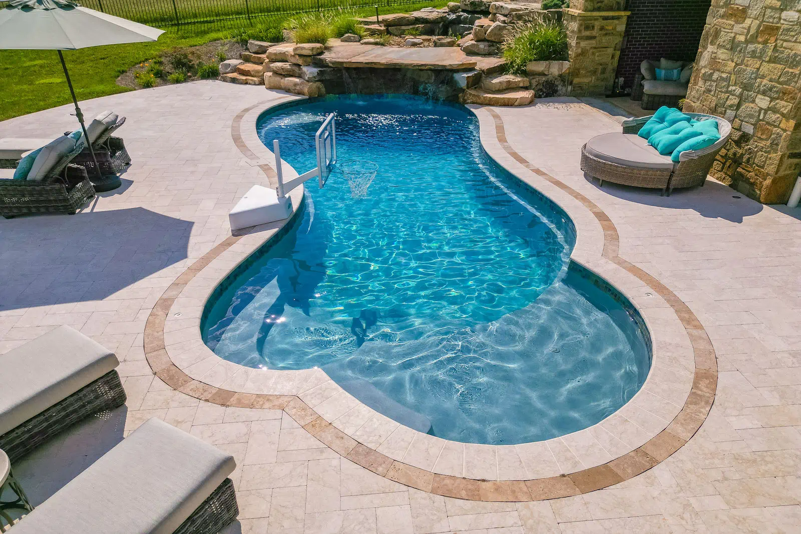 Leisure Pools Eclipse™ - a superb inground pool installation